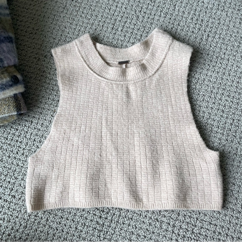 FREE PEOPLE cropped top